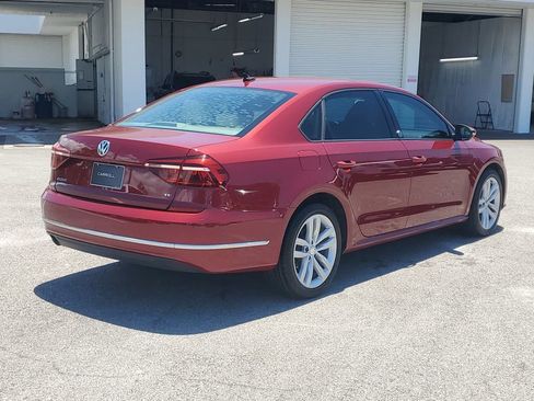 Used 2019 Volkswagen Passat 2.0T Wolfsburg w/ Wheels & Sunroof Package FWD image 6