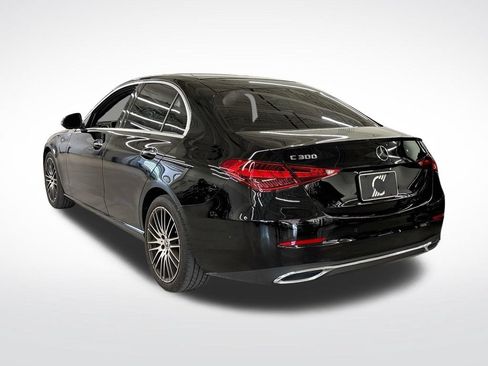 Used 2025 Mercedes-Benz C 300 Sedan image 3
