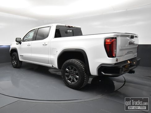 Used 2024 GMC Sierra 1500 AT4X image 4