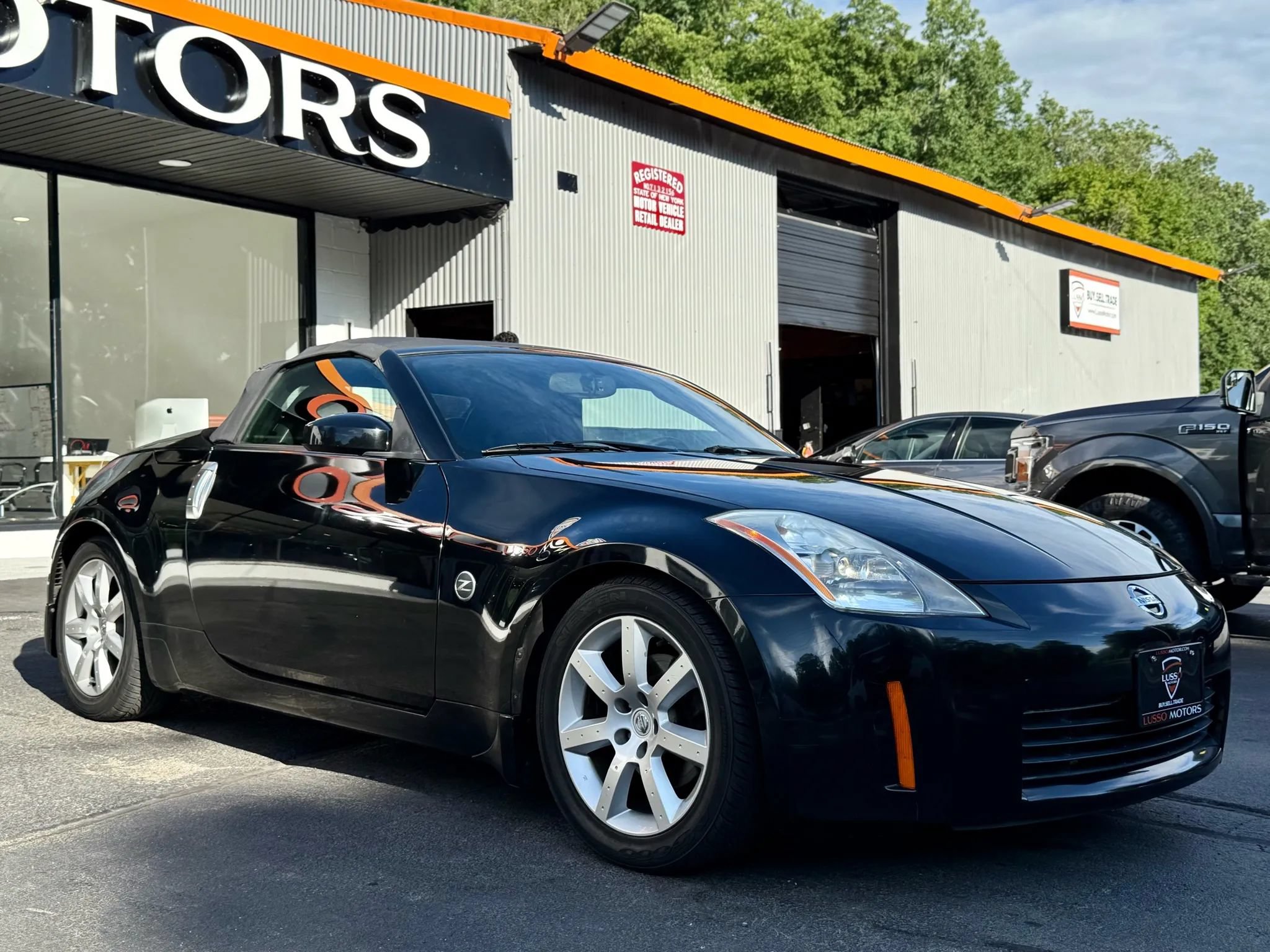 Used 2004 Nissan 350Z Touring RWD image 38