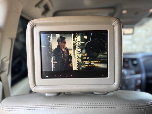 Used 2020 Nissan Armada Platinum w/ Captain's Chairs Package image 26