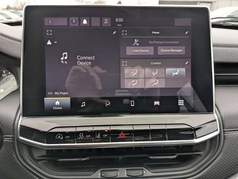 Used 2022 Jeep Compass Latitude w/ Sun and Sound Group AWD/4WD image 26