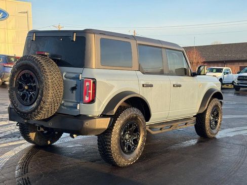 Used 2024 Ford Bronco Wildtrak image 3