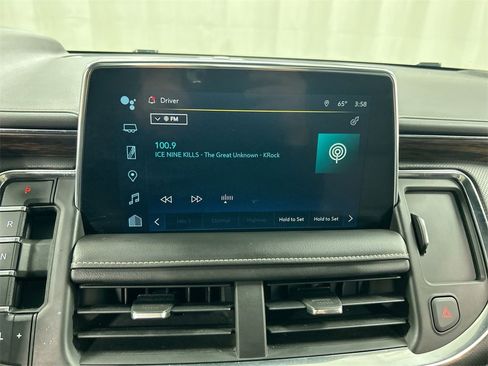 Used 2023 Chevrolet Tahoe Premier w/ Premium Package image 14