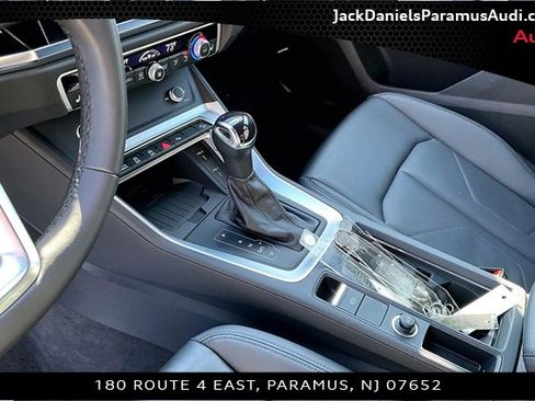 Used 2025 Audi Q3 2.0T Premium w/ Convenience Package image 12