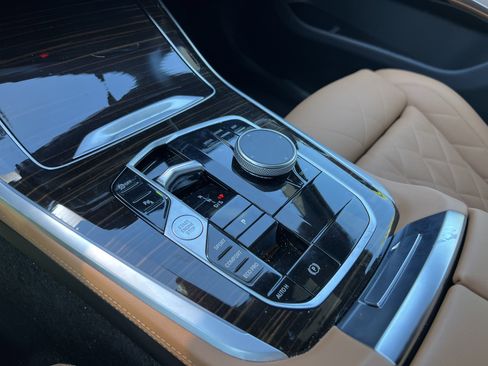 Used 2026 BMW X5 sDrive40i image 26