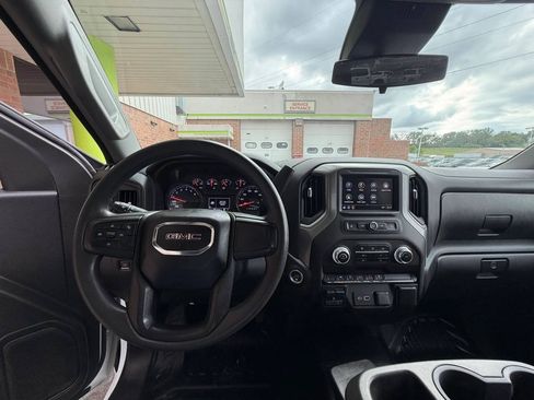 Used 2023 GMC Sierra 1500 Pro w/ Pro Value Package AWD/4WD image 13