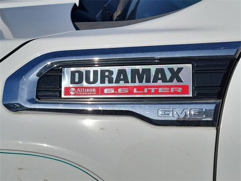 Used 2023 GMC Sierra 3500 Pro w/ Convenience Package image 6