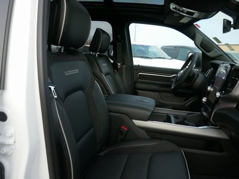New 2026 RAM 1500 Laramie AWD/4WD image 10