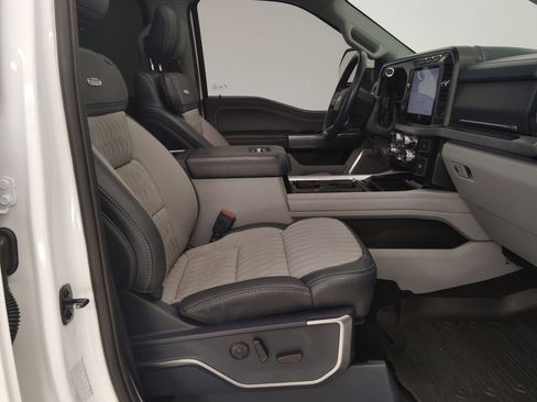 Certified 2024 Ford F250 Limited w/ FX4 Off-Road Package image 27