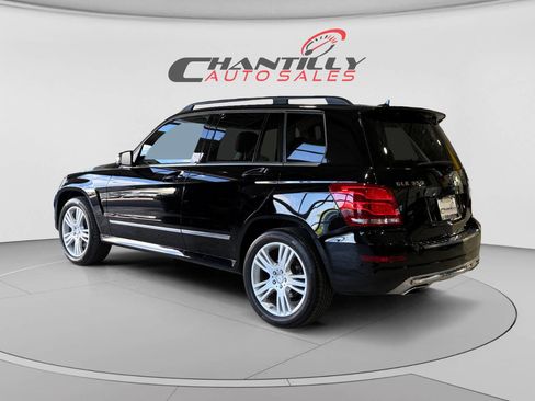 Used 2015 Mercedes-Benz GLK 350 4MATIC image 3