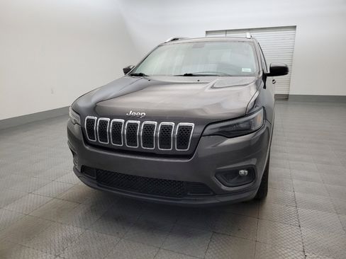 Used 2020 Jeep Cherokee Latitude Plus w/ Comfort/Convenience Group FWD image 15