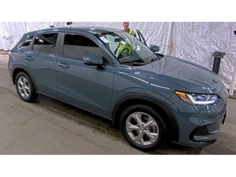 Used 2024 Honda HR-V LX image 3