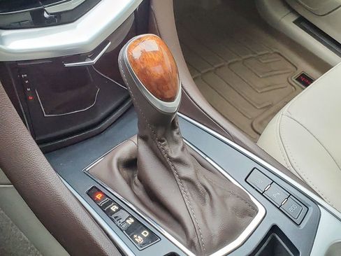 Used 2015 Cadillac SRX Luxury w/ Driver Awareness Package image 26