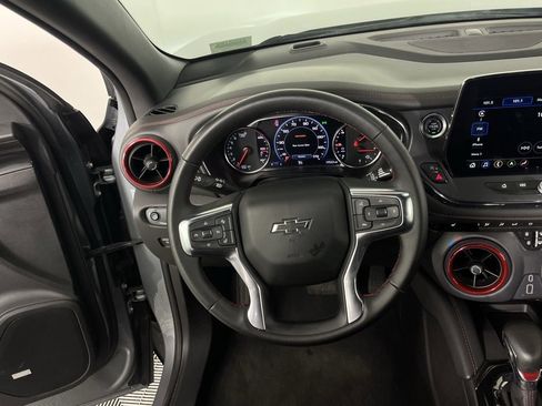 Used 2025 Chevrolet Blazer RS image 16