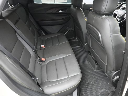 Used 2026 Chevrolet TrailBlazer ACTIV w/ Convenience Package FWD image 8