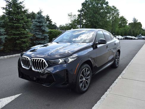 Used 2024 BMW X6 xDrive40i AWD/4WD image 3