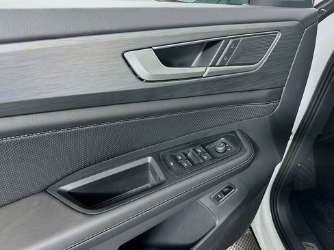 New 2026 Volkswagen Atlas Cross Sport SE AWD/4WD image 9