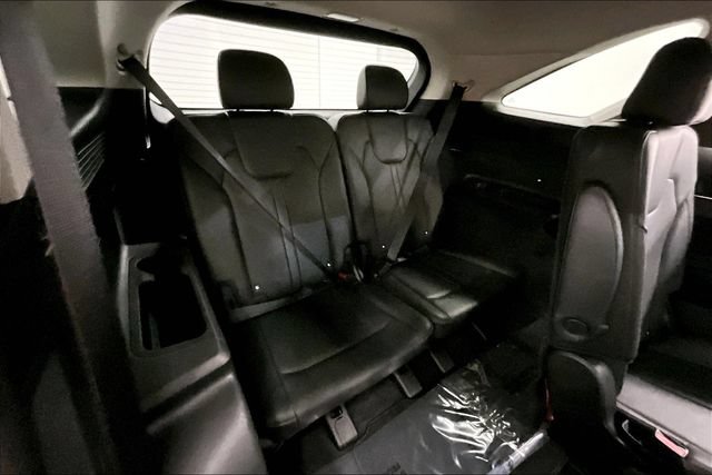 Used 2025 Kia Sorento EX AWD/4WD image 32