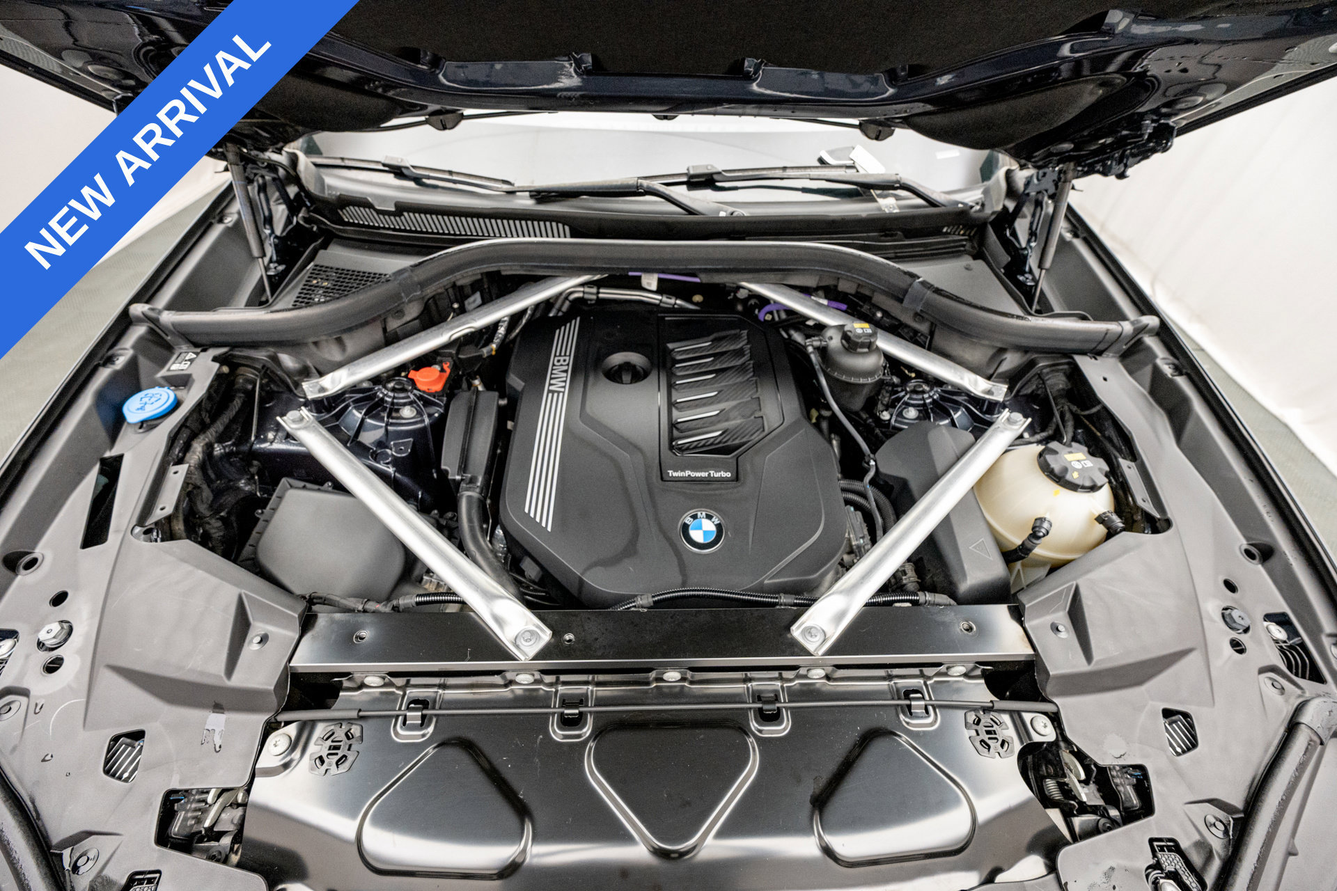 Used 2022 BMW X6 xDrive40i w/ M Sport Package AWD/4WD image 35
