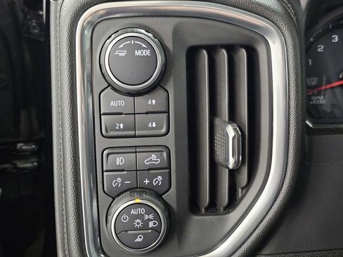 Used 2020 Chevrolet Silverado 1500 LT Trail Boss AWD/4WD image 38