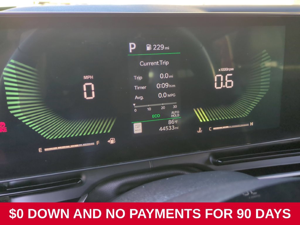 Used 2025 Kia Carnival FWD image 13