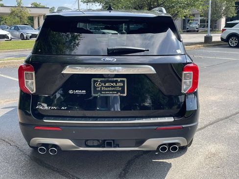 Used 2021 Ford Explorer Platinum w/ Premium Technology Package RWD image 3