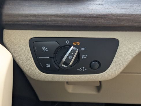 Used 2025 Audi Q5 2.0T Premium Plus image 23