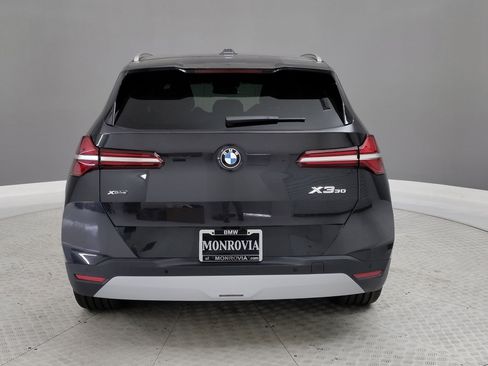 New 2026 BMW X3 xDrive30 w/ Premium Package image 7