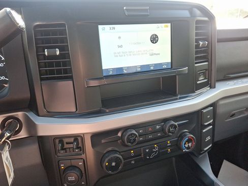 New 2026 Ford F250 XLT w/ 360-Degree Camera Package AWD/4WD image 16