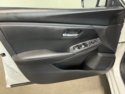Used 2024 Nissan Sentra SV FWD image 20