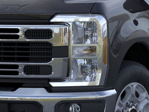 New 2026 Ford F250 XLT w/ 360-Degree Camera Package image 40