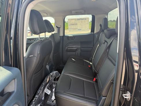 New 2025 Ford Maverick Lobo image 10