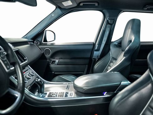 Used 2016 Land Rover Range Rover Sport SVR image 63