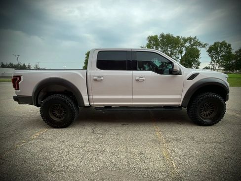 Used 2018 Ford F150 Raptor w/ Equipment Group 802A Luxury AWD/4WD image 6