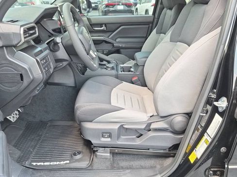Used 2026 Toyota Tacoma TRD Sport AWD/4WD image 9