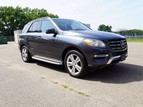 Used 2014 Mercedes-Benz ML 350 4MATIC image 2