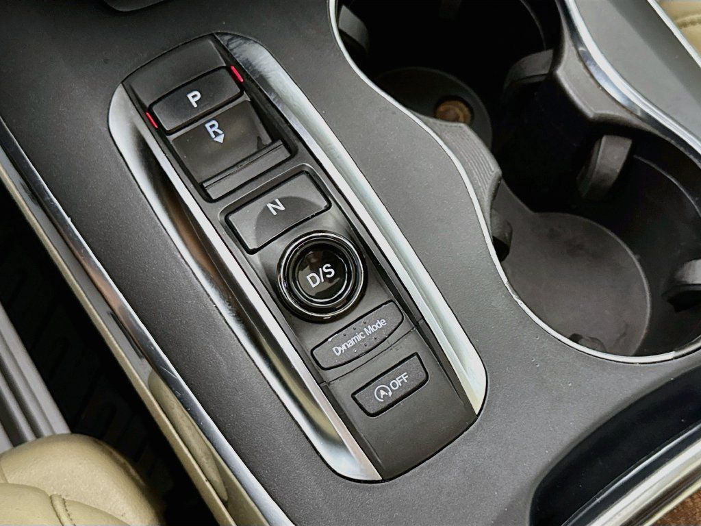 Used 2020 Acura MDX FWD image 17