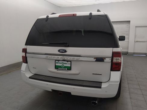 Used 2017 Ford Expedition XLT AWD/4WD image 7