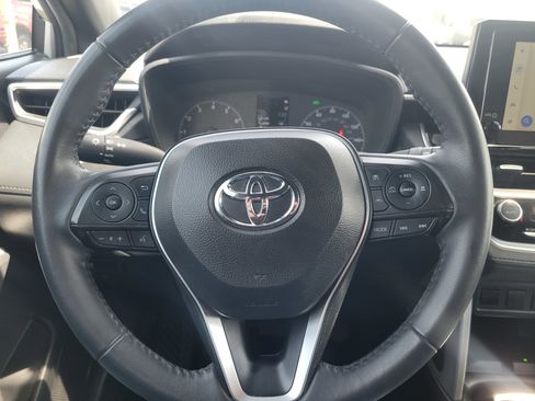 Used 2024 Toyota Corolla Cross AWD Hybrid image 8