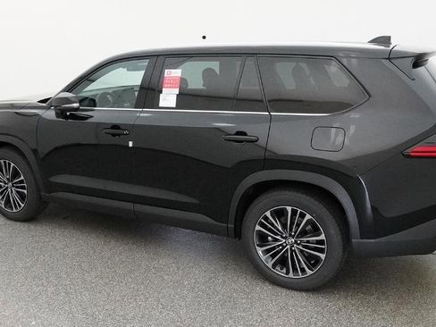 New 2026 Toyota Grand Highlander AWD Hybrid image 17
