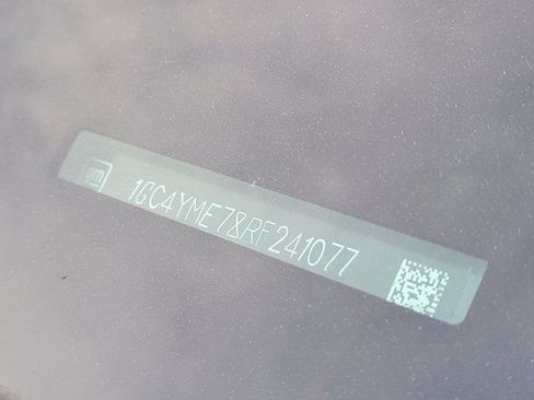 Used 2024 Chevrolet Silverado 2500 Custom w/ Custom Convenience Package image 16