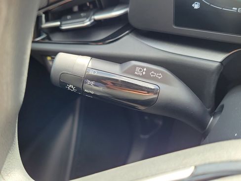 New 2026 Kia Niro LX FWD image 28
