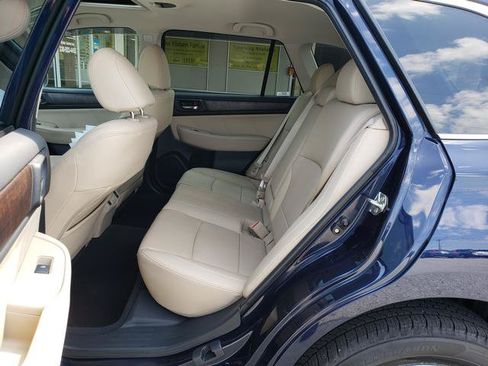 Used 2018 Subaru Outback 2.5i Limited AWD/4WD image 13
