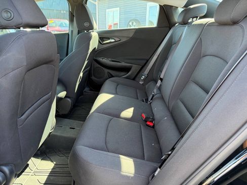 Used 2022 Chevrolet Malibu LS FWD image 28