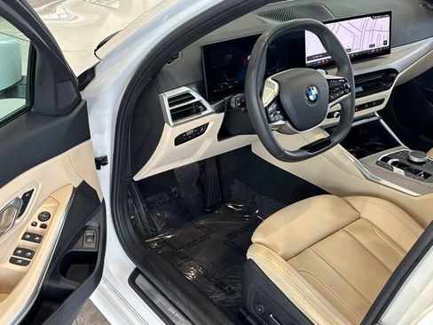 Used 2025 BMW 330i Sedan RWD image 13