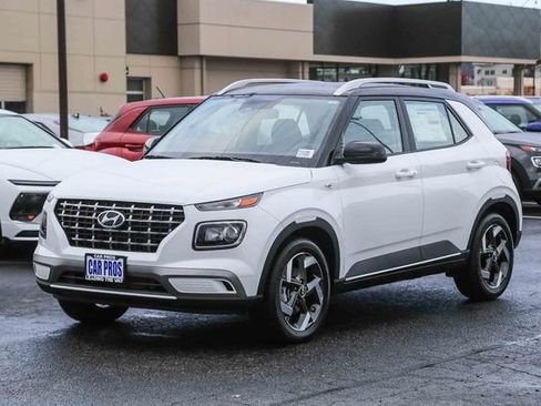 New 2026 Hyundai Venue SEL image 4