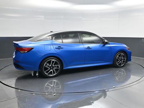 Used 2024 Nissan Sentra SR image 2