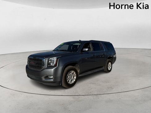 Used 2020 GMC Yukon XL SLE w/ Convenience Package image 7