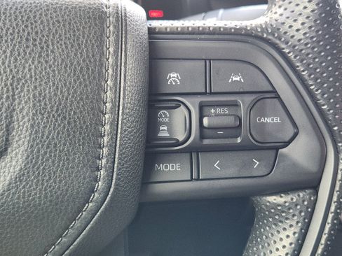 Used 2024 Toyota Tacoma SR AWD/4WD image 22